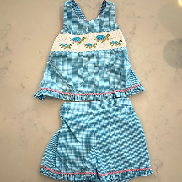 Viva La Fete 18M smocked gingham top and matching shorts - Picture 1 of 5